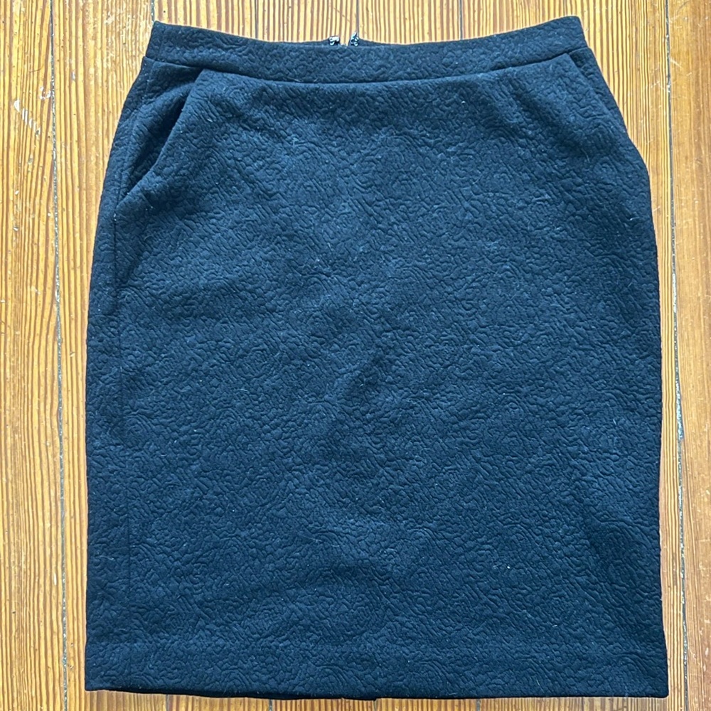 Adrienne Vittadini black pencil skirt size small